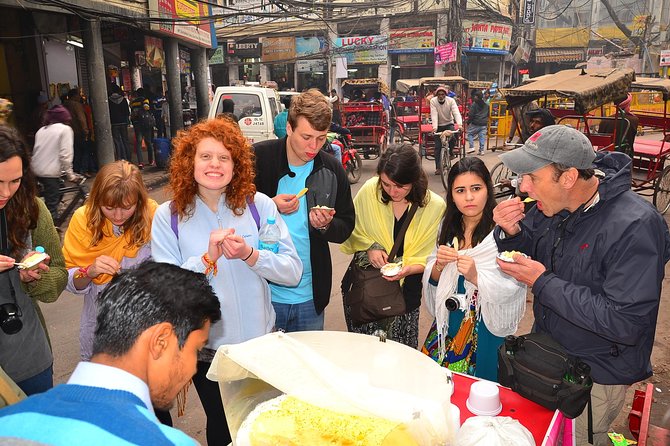Old Delhi Food Walk With Chef - Khari Baoli spice market: taste with your nose first