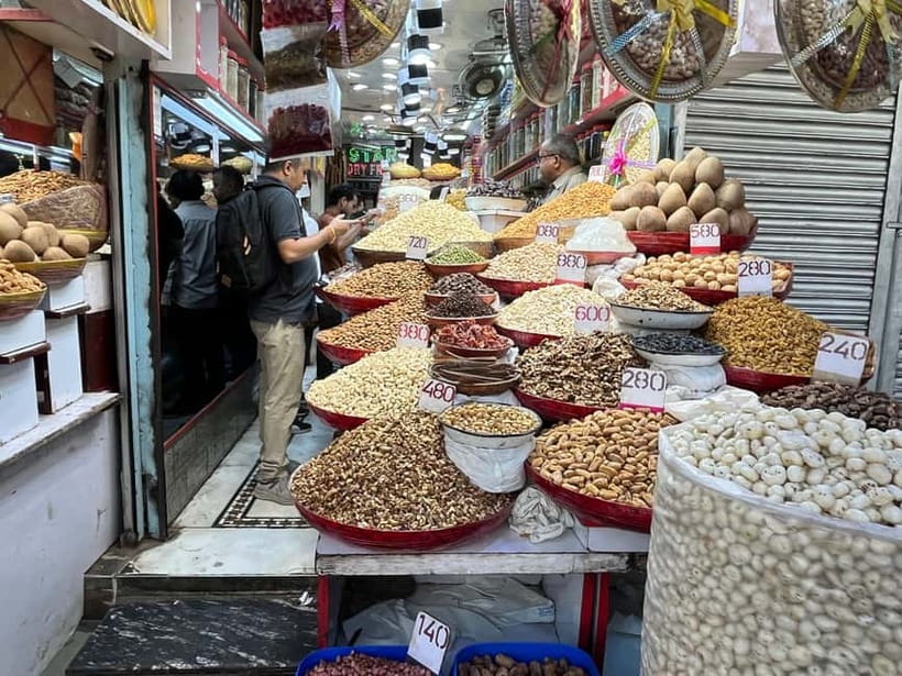 Old Delhi: Guided Street Food Tour w/ Private Transportation - Getting Picked Up: Where Pickup Works Best