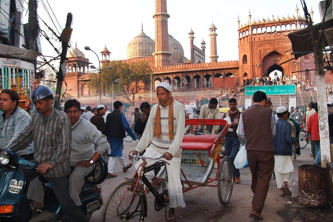 Old Delhi Haveli Visit and Bazaar Walk Tour - Old Delhi, on foot, with context that actually helps