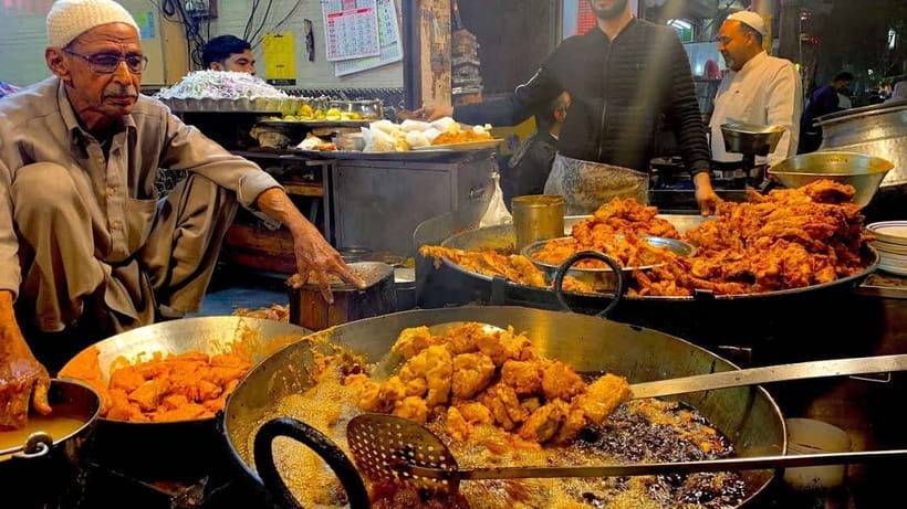 Old Delhi: Private Tour of Chandni Chowk, Tuk Tuk & Food - Red Fort From the Outside: A Good Use of Time