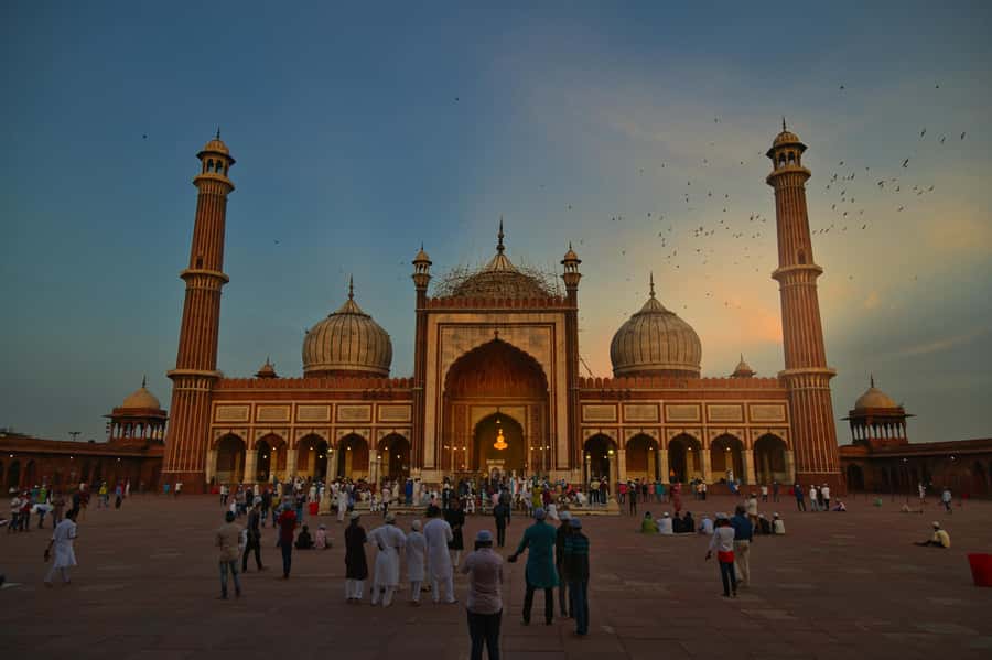 Old Delhi: Red Fort, Jama Masjid & Chandni Chowk by Tuk Tuk - Red Fort (Lal Qila): 45 minutes that actually feel like sightseeing