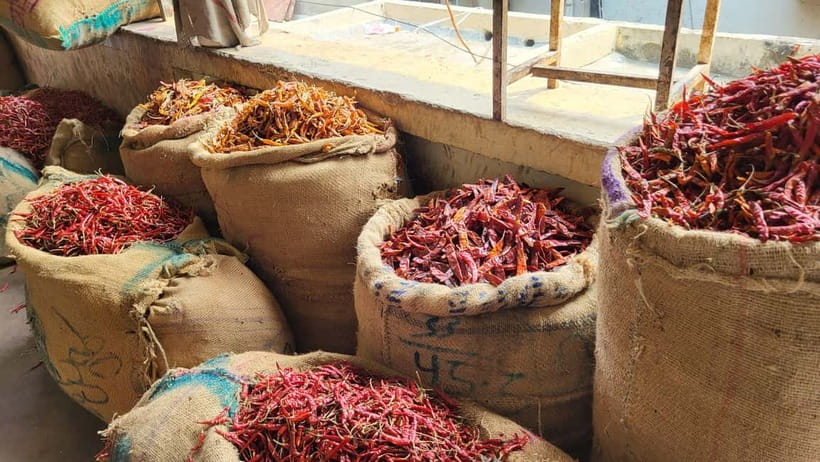 Old Delhi: Spices, Heritage and Bazaars Walking Tour - Jama Masjid views, optional entrance, and why the outside photos still count