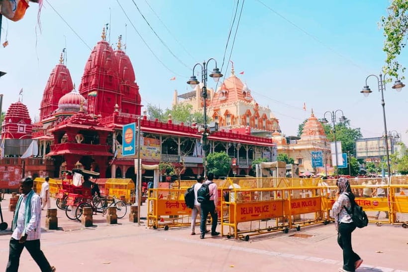 Old Delhi Temples and Spice Market Tour - From Rajiv Chowk Gate 2 to Old Delhi, fast and practical