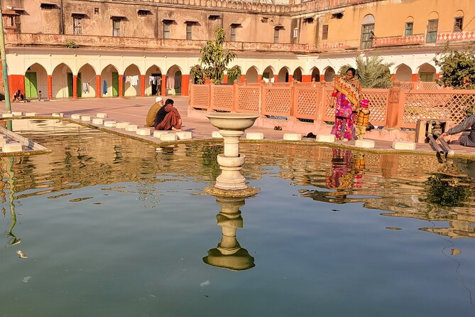 Old Delhi through the Hidden Alleys Walking Tour - Street Food and Water, and How to Make It Comfortable