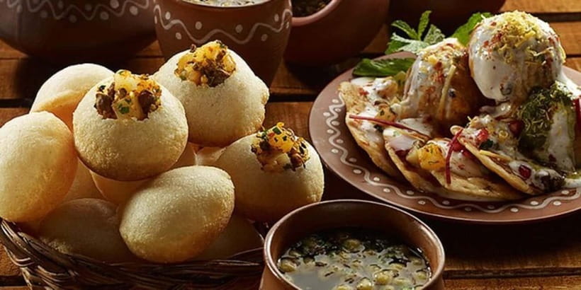 Old & New Delhi Full or Halfday Guided Tour with Street Food - Raj Ghat, Lotus Temple, or Qutub Minar, you choose