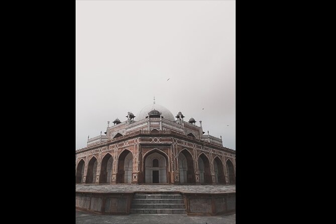 Old & New Delhi Private City Tour – Traveler’s Choice (Top Rated) - Khari Baoli: Spices, Wholesale Streets, and What You Can Learn Fast