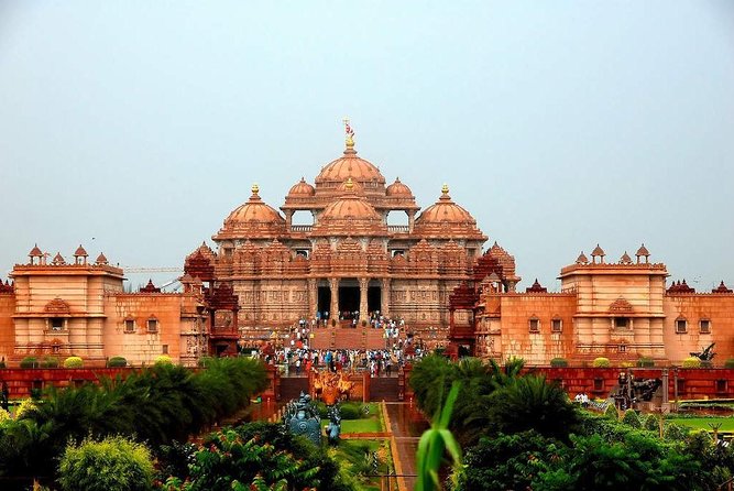 Old & New Delhi Private Tour-Half Day or Full Day Delhi City Tour - A smart way to see Old Delhi plus New Delhi without getting lost
