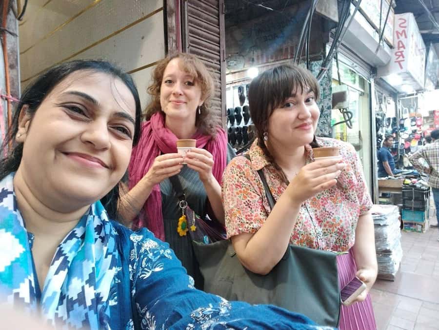 Old & New Delhi Shopping Tour with Female Consultant - Old Delhi, New Delhi, One Shopping Route