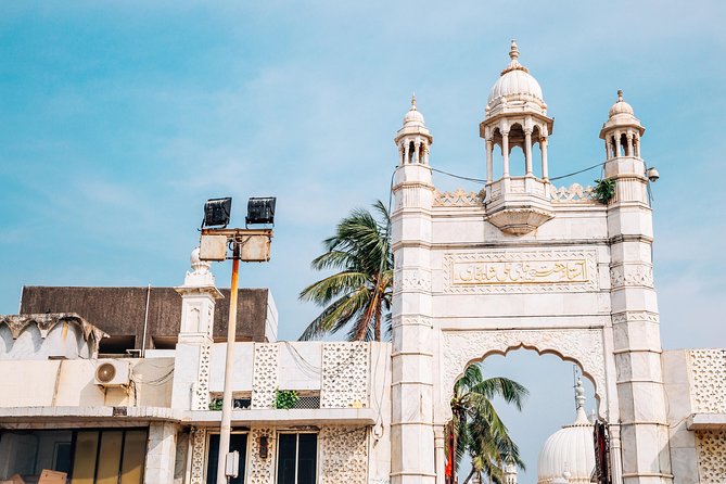 Old Town Delhi Walking Tour (2 Hours Guided Tour with Local) - The Town Hall Gardens Stop, Plus a Poet’s Haveli