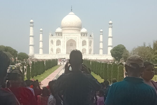 Platinum Luxury Agra Tour Taj Mahal, Agra Fort from Delhi by Car - Who this Platinum Luxury Agra Tour suits best