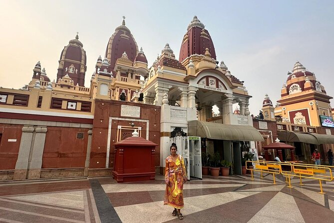 Private 5-Day Golden Triangle Tour: Delhi, Agra & Jaipur by Car - How Day 1 feels in real life: long sights, clean logistics