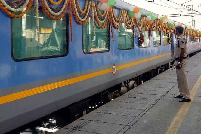 Private Agra Day Trip by Express Train -Taj Mahal & 5-Star Lunch - Taj Mahal at 10:00 AM, the Main Event You Can Plan Around