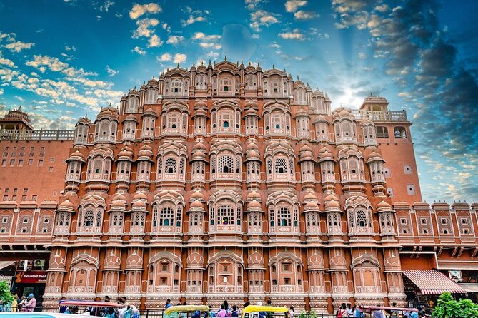 Private Amer Fort and Jaipur City Tour from Delhi By Car - Hitting the road from Delhi to Jaipur in your own car