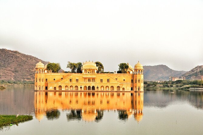 Private Amer Fort and Jaipur City Tour from Delhi By Car - Hawa Mahal and Jantar Mantar without losing the plot