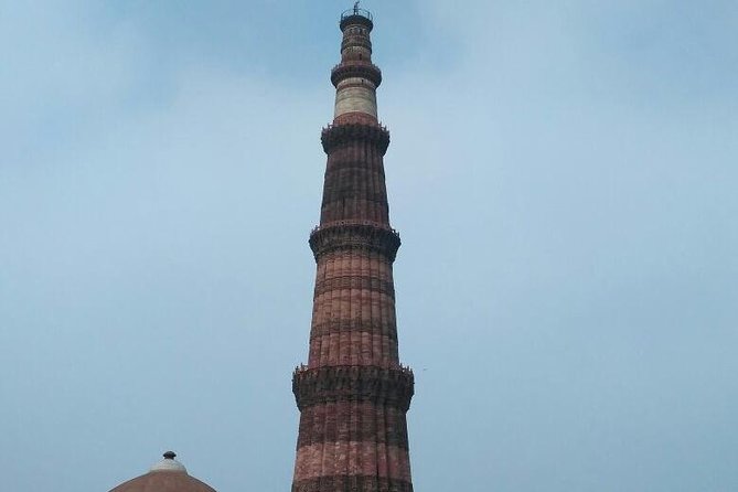 Private City Tour of New Delhi and Old Delhi - Lotus Temple: modern design with a calm vibe
