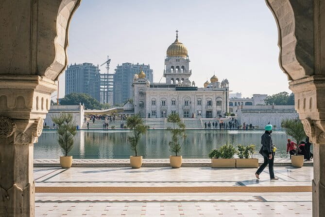 Private Customized Tour Of Old/New Delhi Spiritual Sites - A 6 to 7 Hour Spiritual Circuit From Old Delhi to New Delhi