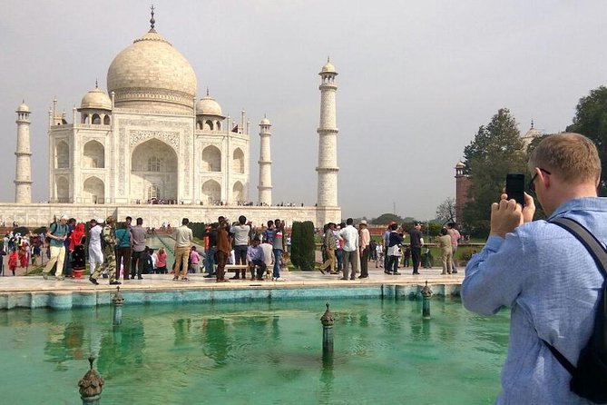 Private day tour from Delhi to Taj Mahal and Agra Fort with guide - Entering the Taj Mahal, with focus on what you can actually notice