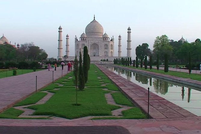 Private Day Tour of Taj Mahal and Agra Fort By Super fast train - Agra Fort in 1 hour: what you can really see