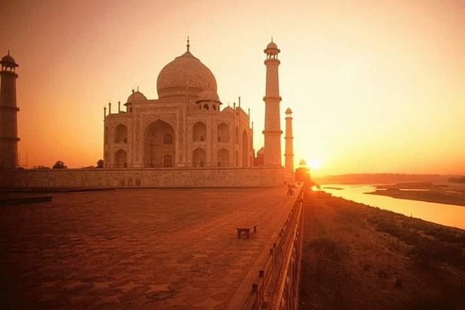 Private Day Tour of Taj Mahal and Agra Fort by Superfast Train - Why a Delhi to Agra Superfast Train Works for This Day Trip