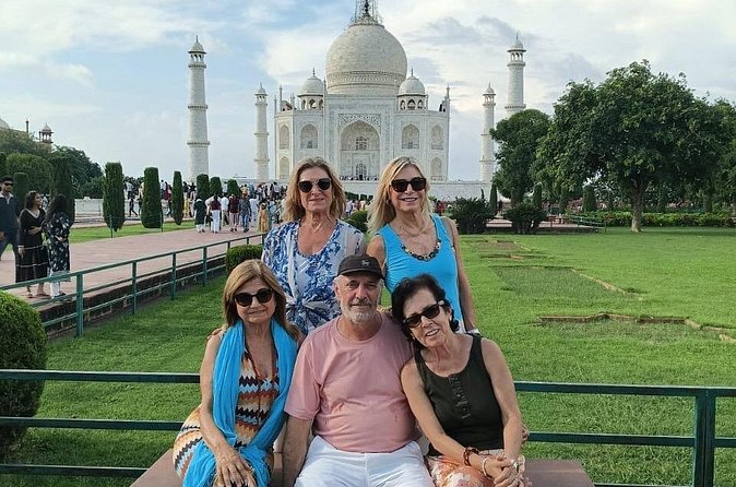Private Day Tour to Taj Mahal and Agra fort from Delhi - Price and logistics: what you pay for, and what to add