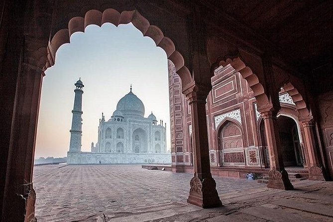 Private Day Trip To Agra Including Taj Mahal And Agra Fort - Getting to Agra from Delhi in a climate-controlled car