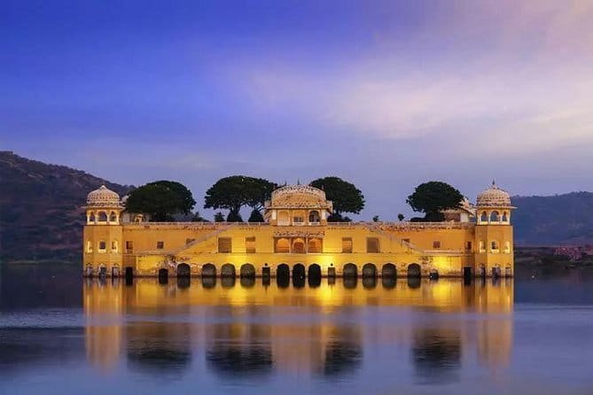 Private Delhi Agra Jaipur Multi Day Tour - Fatehpur Sikri En Route: Breaking Up a Long Agra to Ranthambore Day