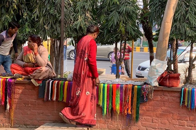 Private Delhi Tour: Lotus Temple, Qutub Minar and Dilli Haat - Drive-bys that make the city feel connected