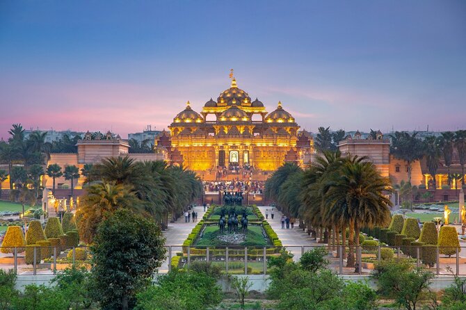 Private Evening Tour of Akshardham Temple with Musical Fountain Show - Meeting at Akshardham Metro, then walking into the monument zone
