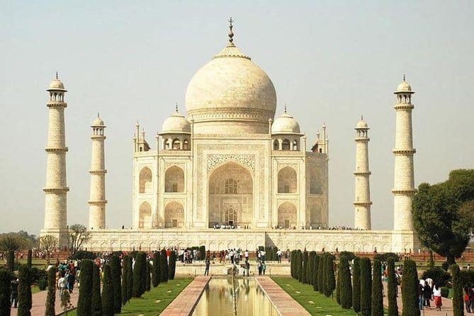 Private Golden Triangle Tour 5 Nights/6 Days - All Inclusive - Day 4: Taj Mahal, Fatehpur Sikri, Abhaneri, and Birla Mandir on the way to Jaipur