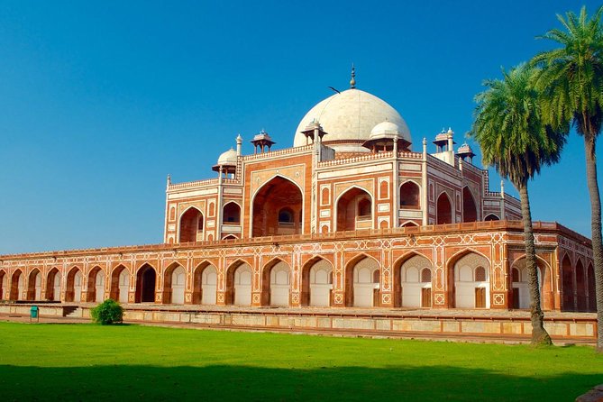 Private Golden Triangle Tour 7 Nights and 8 Days With Amritsar - Day 1 in New Delhi: arriving with a driver, sleeping in comfort
