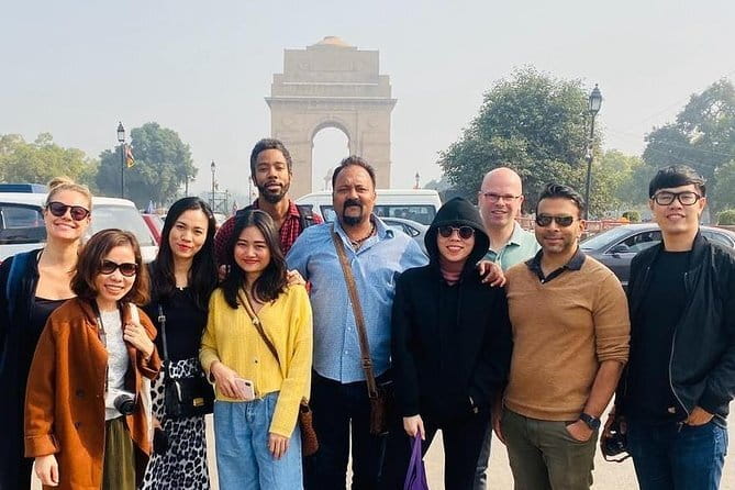 Private Guided Full Day Tour Of Old And New Delhi - Jama Masjid: How You Get There and What to Watch For