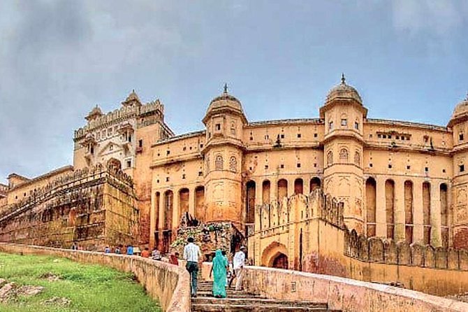 Private Jaipur(Pink City) Day Trip From Delhi By Car - Amber Fort: Why This Stop Is the Heart of the Day