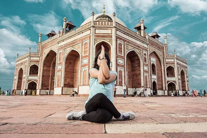 Private New Delhi & Old Delhi Half-day Tours - Chandni Chowk by rickshaw: the quickest way to feel Old Delhi