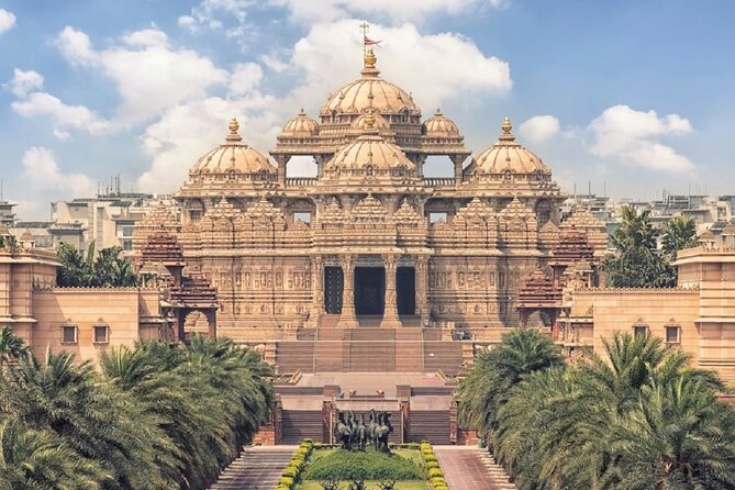 Private Old and New Delhi City Full Day or Half Day Tour - Old Delhi spotlight: Jama Masjid, Red Fort, and the spice-market vibe