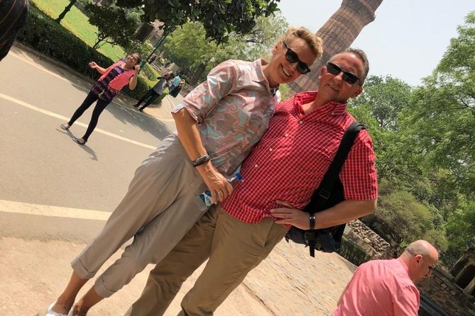 Private Old and New Delhi Tour in 8 Hours With Entrances and Lunch - Raj Ghat and photo moments that connect past to present
