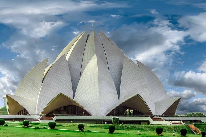 Private Same Day Tour of Delhi with Guide - How This 10-Hour Loop Blends Old Delhi, New Delhi, and Spiritual Stops