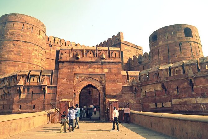 Private Sunrise Taj Mahal Agra Fort Guided Tour by Car From Delhi - Sunrise timing from Delhi, the simple reason it feels special