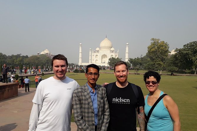 Private Sunrise Taj Mahal Tour by Car from Delhi - All Inclusive - Hotel Pickup Across Delhi, Gurugram, and Noida