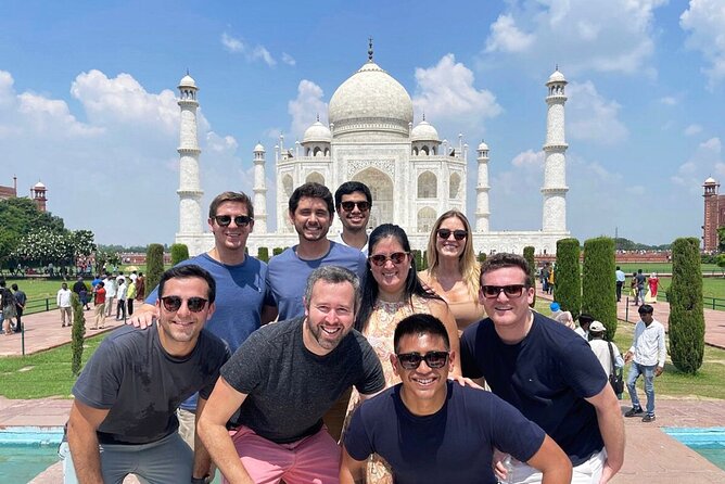 Private Sunrise Taj Mahal Tour from Delhi By Car -All inclusive - 5-Star Buffet Breakfast in Agra After the Sunrise