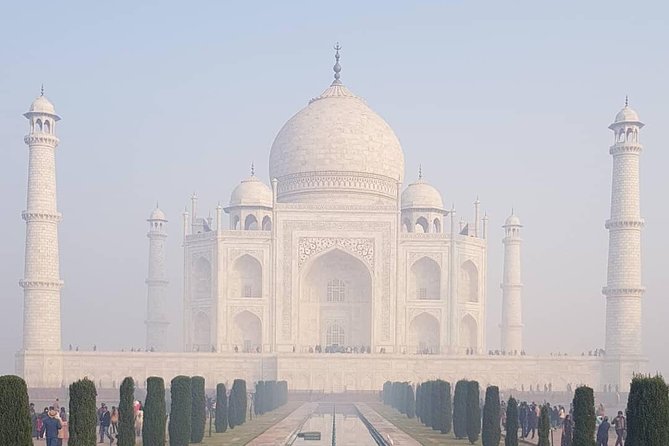 Private Taj Mahal and Agra Fort Day Tour from Delhi - The Delhi to Agra Day: How It Feels in Real Time