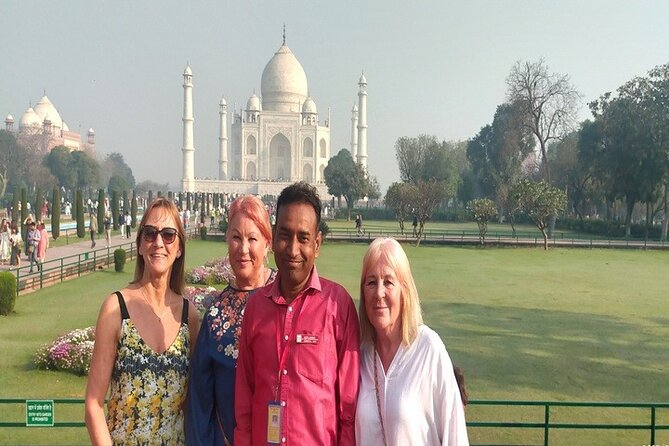 Private Taj Mahal Day Tour from Delhi by Car - All Inclusive - Lunch at a 5-star hotel: why the break matters more than you think