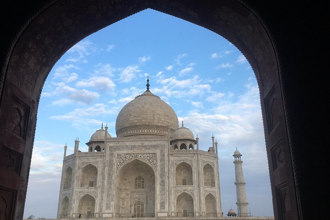 Private Tajmahal Day Tour From New Delhi By Gatiman Express Train - Delhi Pickup, Nizamuddin Station, and Your Coach Seat