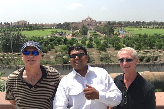 Private Tour : Delhi Day Tour with Tour Guide - India Gate: a quick start with an easy win