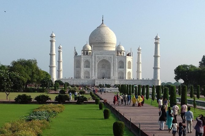 Private Tour of Taj mahal from Delhi by Train in 90 Min - Local food and handicrafts time, built in (not added on)