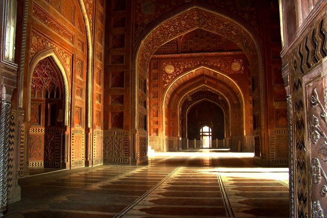 Private Tour:Sunrise Taj Mahal Love Tour From Delhi including Agra fort - What makes the guide so important on this specific itinerary