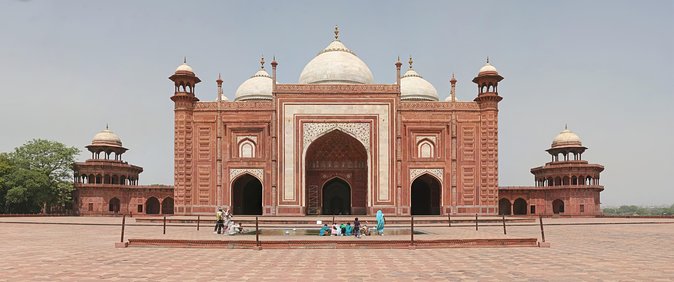 Private Tour:Sunrise Taj Mahal Love Tour From Delhi including Agra fort - The 14-hour rhythm: what to expect from start to finish