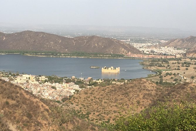 Private Transfer From New Delhi to Jaipur - Vehicle Size and Group Fit: Sedan vs 7-Seater vs Mini Bus