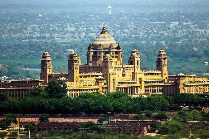 Rajasthan:- Maharaja Places of Royal Rajasthan 07- Days Tour - Day 1 Jaipur: City Palace, Jantar Mantar, and Hawa Mahal