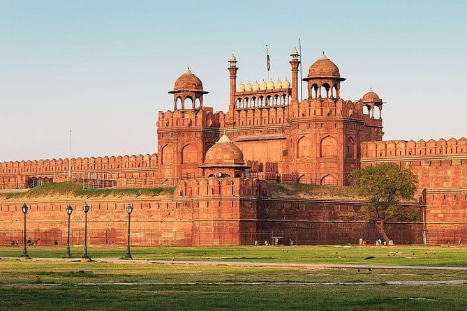 Red Fort Fast Track Entry Ticket in Delhi 2 hours Tour - Mughal Gardens and Pavilions: The Quiet Breather