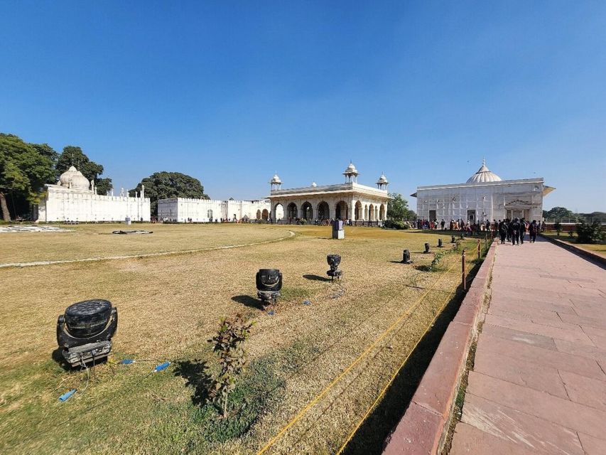 Red Fort Skip-the-Line E-tickets & guide Delhi transfers - Red Fort in three hours, with fewer headaches